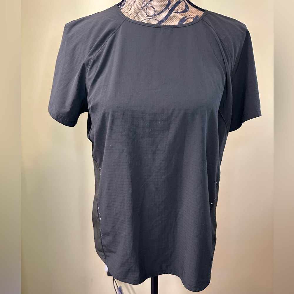 Lululemon Lightweight Stretch Running Short Sleeve Shirt Olive Green